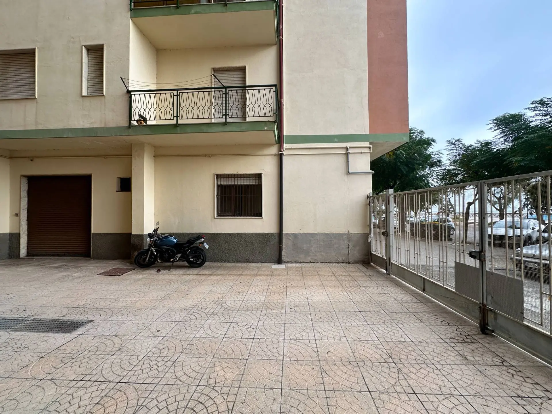 Immagine per Negozio in affitto a Catanzaro via Lungomare Stefano Pugliese 55