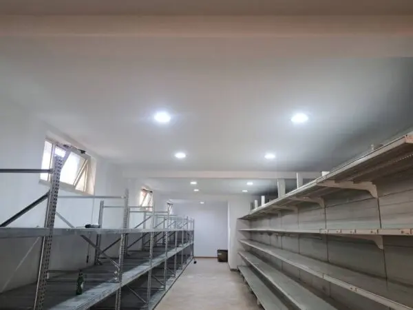 Negozio viale Crotone 202, Catanzaro