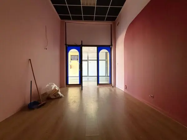 Negozio viale Magna Grecia, Catanzaro