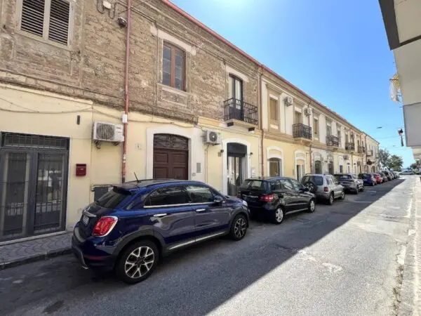 Negozio via Zara, Catanzaro
