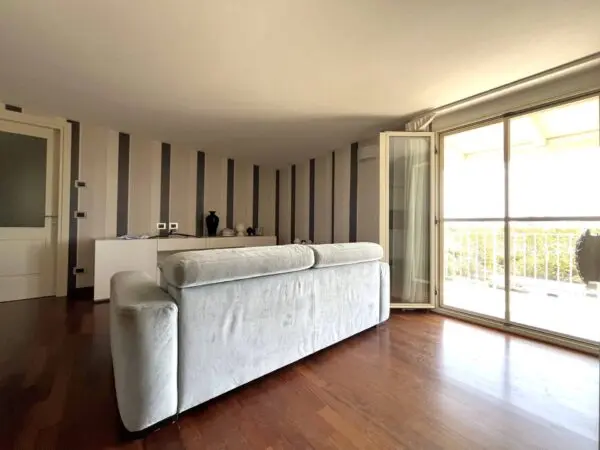 Appartamento via Delle Rose 481, Squillace
