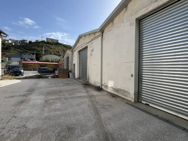Capannone Industriale via Lucrezia Della Valle, Catanzaro