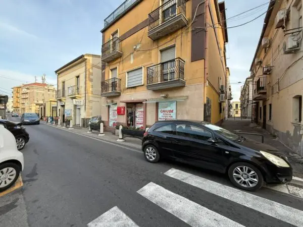 Negozio via Progresso, Catanzaro