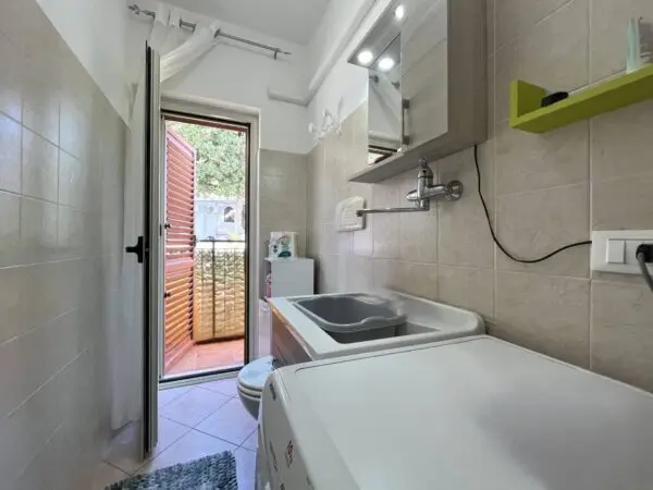 Appartamento via Marina Di Pietragrande 12, Torre Di Ruggiero