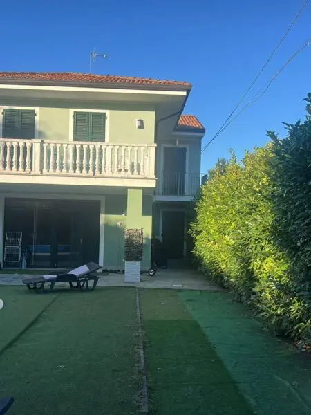 Villa via, Alessandria