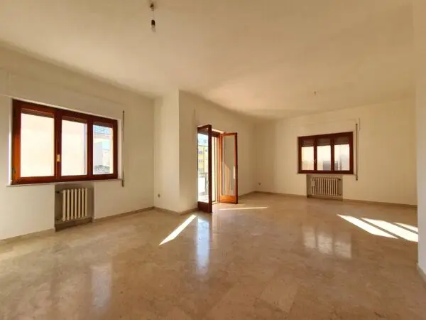 Appartamento viale Papa Pio X, Catanzaro