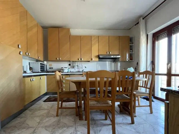 Appartamento via Angitola, Catanzaro