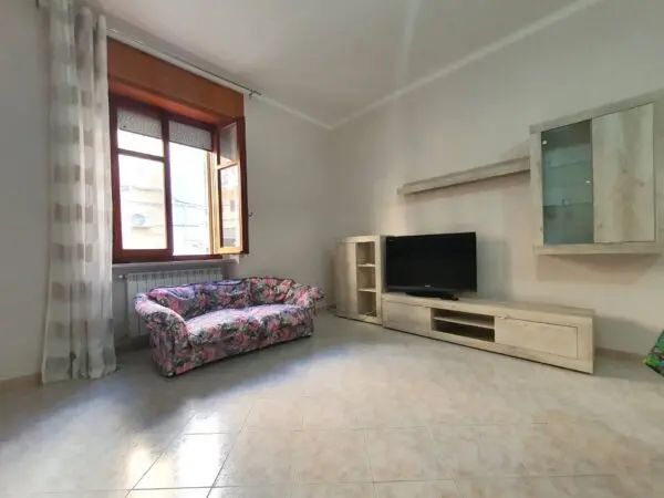 Appartamento via Carlo V, Catanzaro