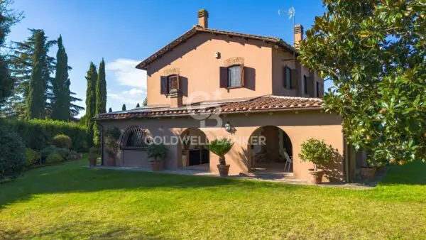 Villa strada Monte Bianchello 7, Nepi