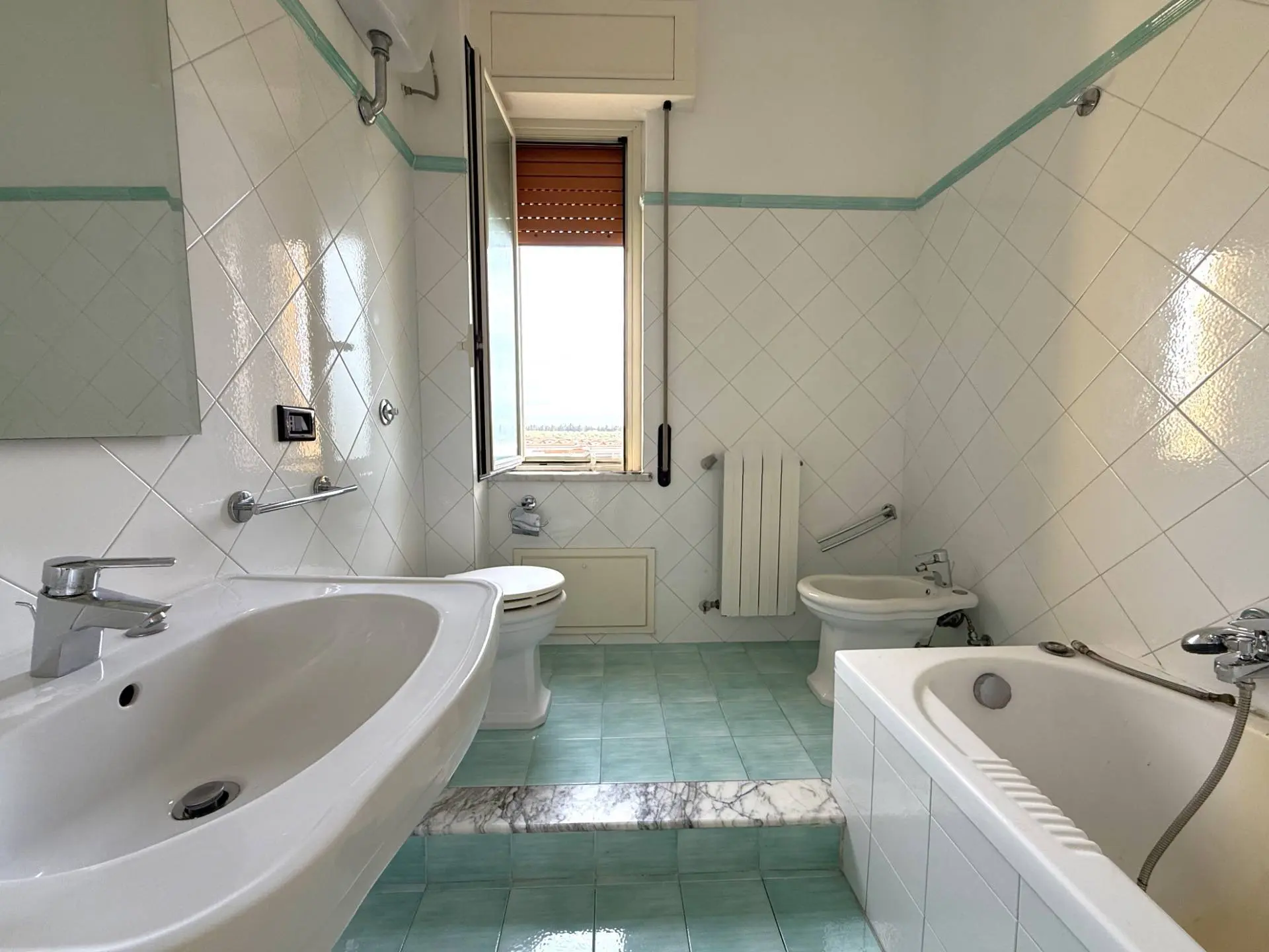 Immagine per Appartamento in affitto a Catanzaro via Pisacane 