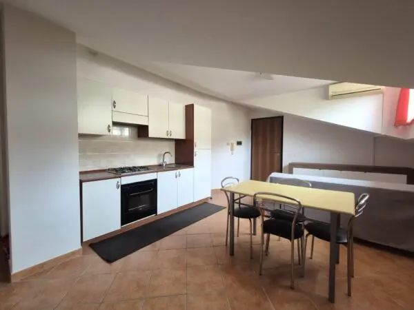 Appartamento via Romagna 41, Catanzaro