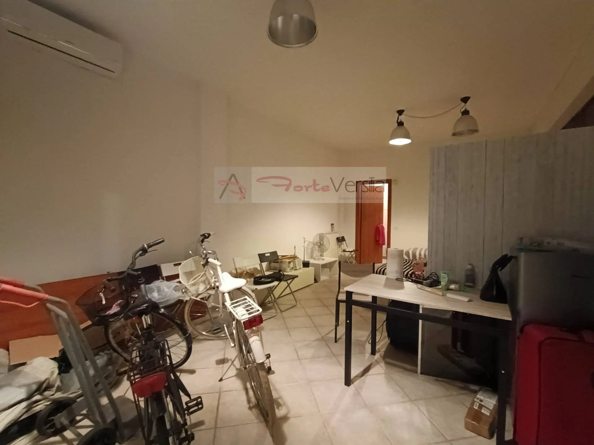 Immagine per Locale Commerciale in vendita a Seravezza  