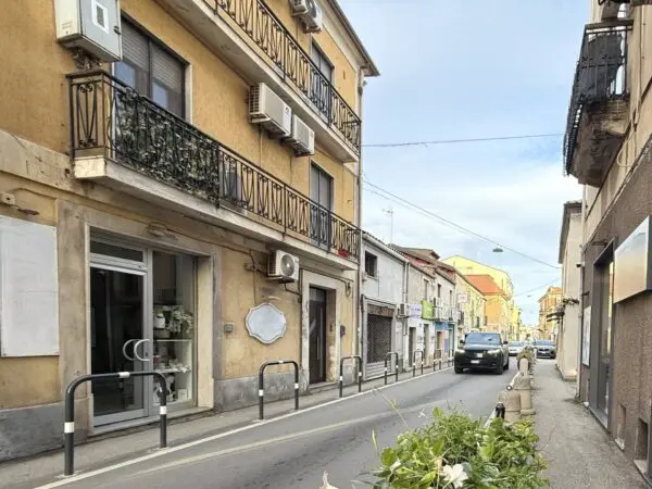 Negozio via Progresso 34, Catanzaro