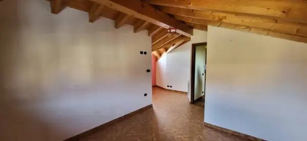 Villa via Monte Grappa, Lonate Pozzolo