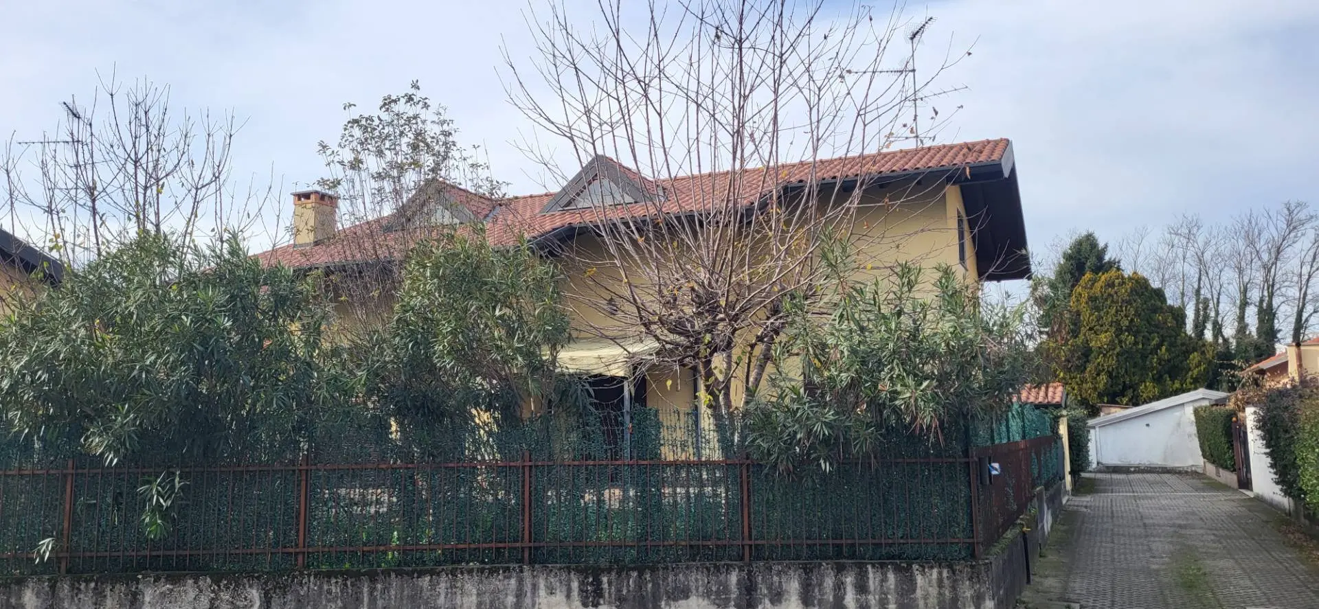 Immagine per Villa in vendita a Lonate Pozzolo Monte Grappa 