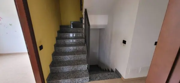 Villa via Monte Grappa, Lonate Pozzolo