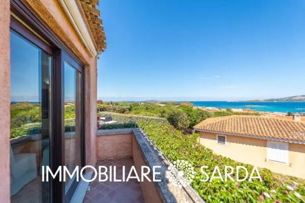Villa via Monti Corru Snc, Arzachena