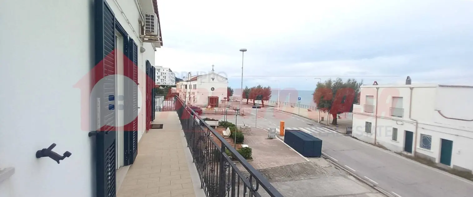 Immagine per Appartamento in vendita a Vico del Gargano Lungomare Andrea Pazienza 75