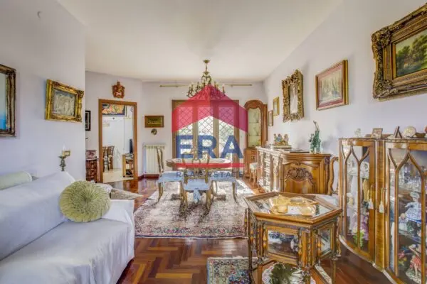 Villa via Tito Poggi 15, Roma