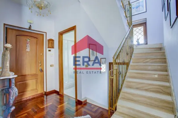 Villa via Tito Poggi 15, Roma