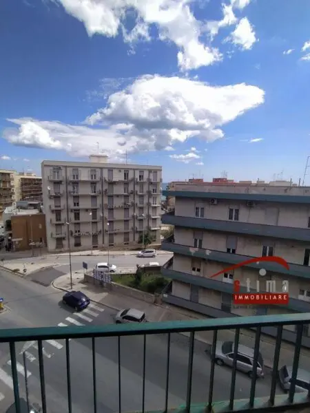 Appartamento via Sicilia 50, Siracusa