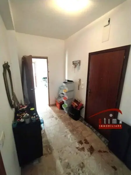 Appartamento via Sicilia 50, Siracusa