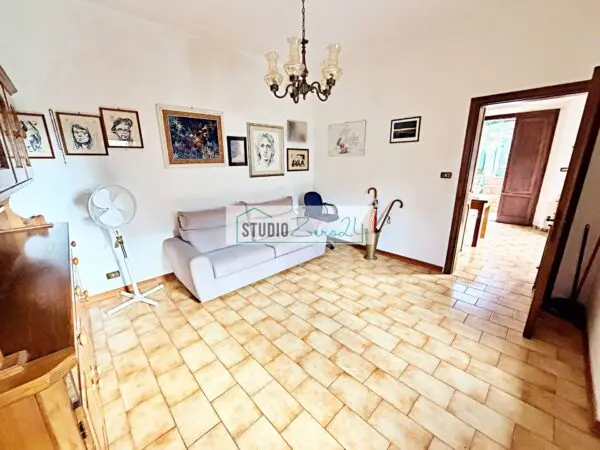 Casa Semindipendente via Bel Colle, Pietrasanta