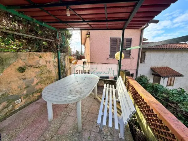 Casa Semindipendente via Bel Colle, Pietrasanta