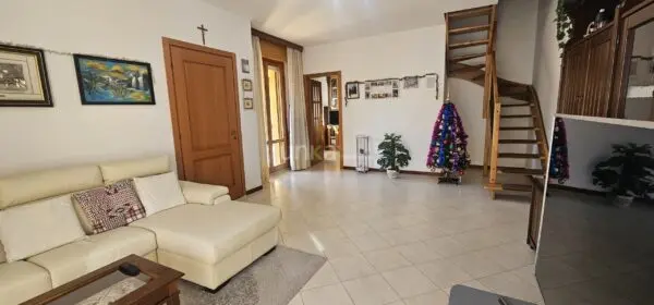 Monolocale via Dei Colli Snc, Jesi