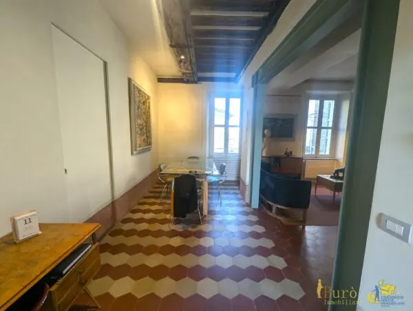 Trilocale via Bixio 40, Parma