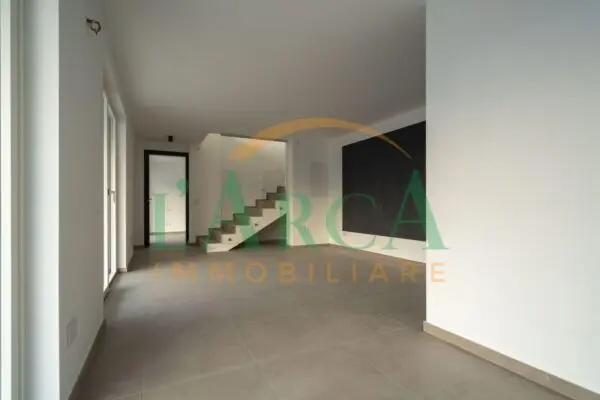 Villa via De Gasperi, Sale Marasino