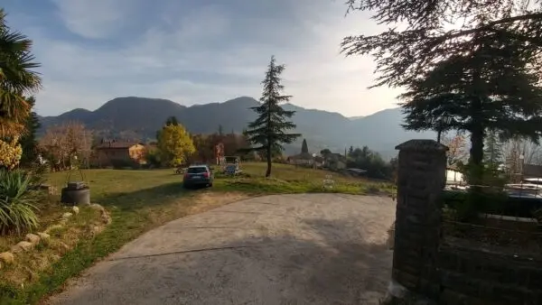 Villa via Rosola 3132, Zocca