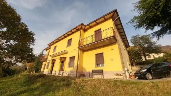Villa via Rosola 3132, Zocca