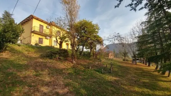 Villa via Rosola 3132, Zocca