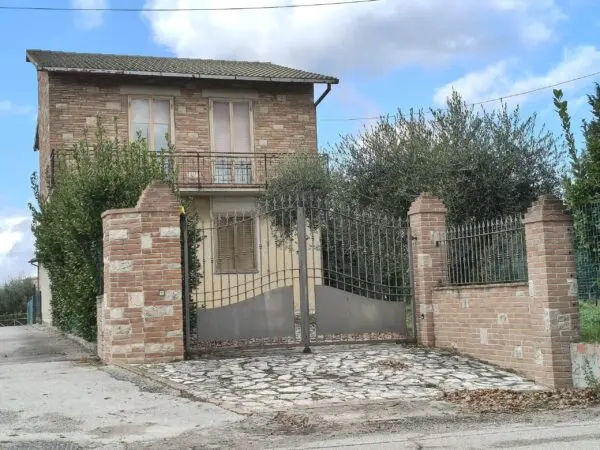 Villa Trifamiliare 88, Avigliano Umbro