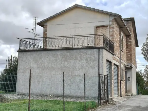 Villa Trifamiliare 88, Avigliano Umbro