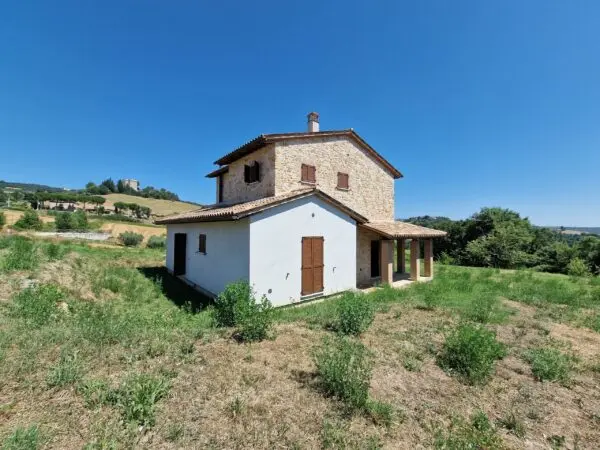 Casale via Frontignano, Todi