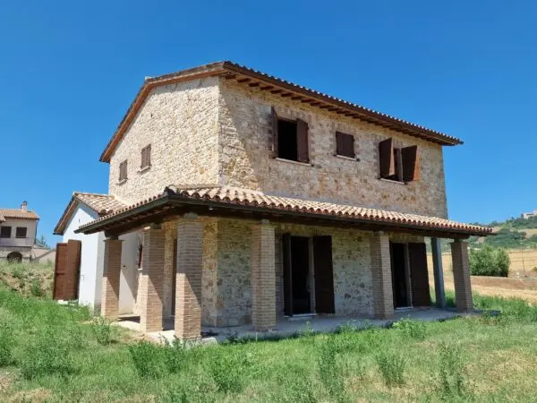 Casale via Frontignano, Todi