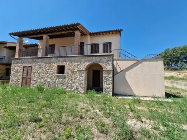 Porzione Di Casa via Frontignano, Todi