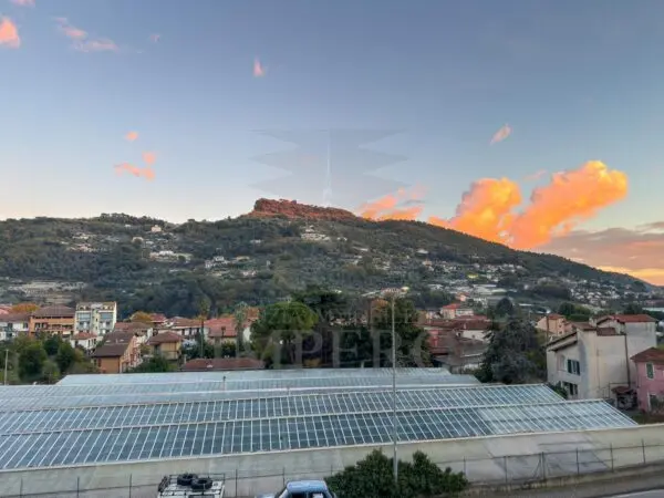 Trilocale via Giuseppe Verdi 62, Camporosso