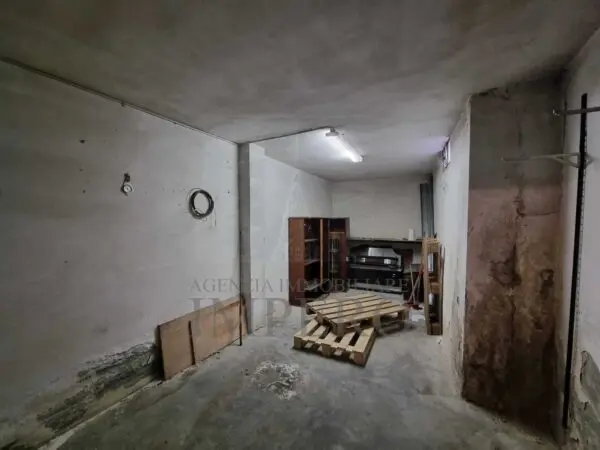 Garage via Papa Giovanni Xxiii 18, Ventimiglia