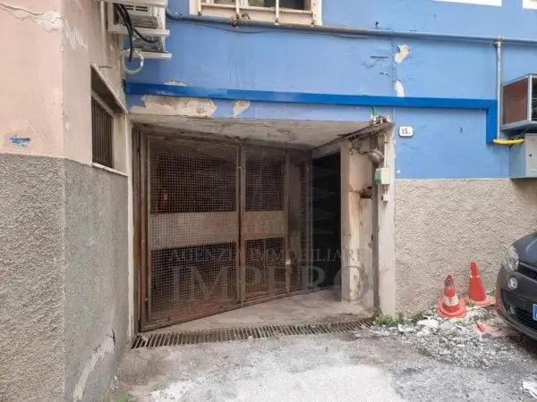 Garage via Papa Giovanni Xxiii 18, Ventimiglia