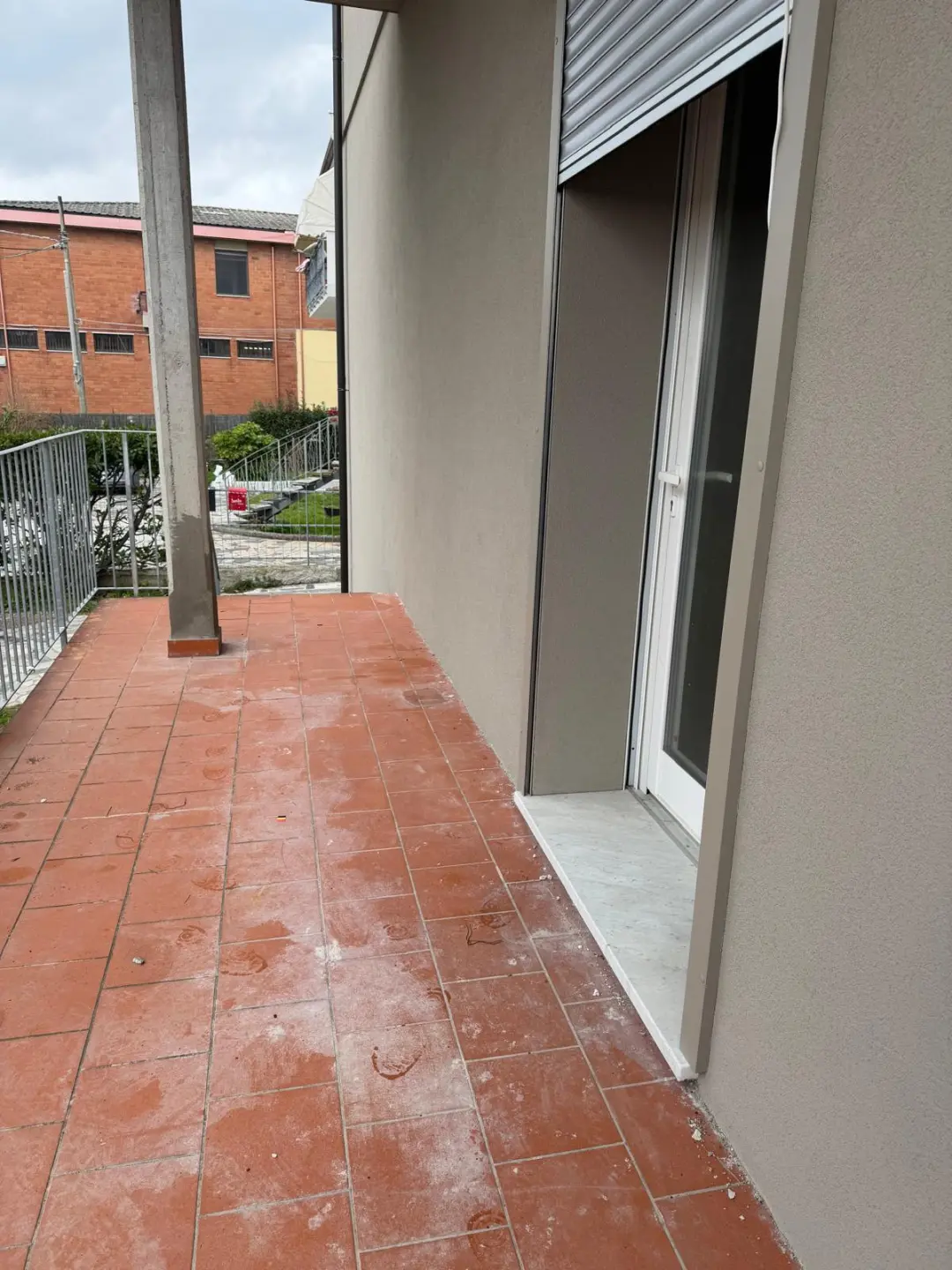 Immagine per Locale commerciale in vendita a Luni via Rozzone 1
