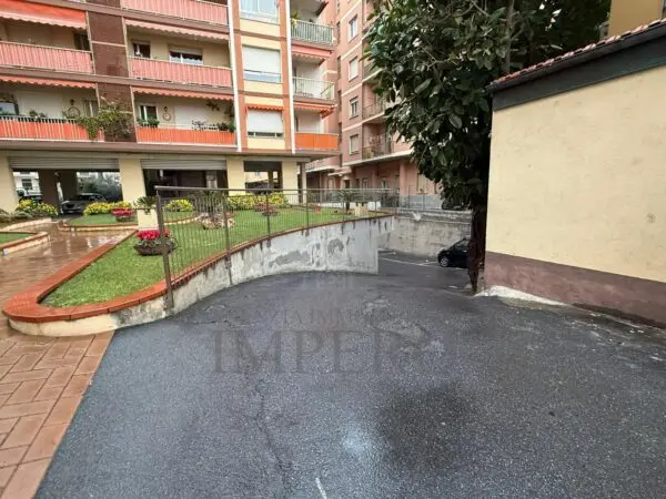 Garage via Passeggiata Trento E Trieste 1, Ventimiglia
