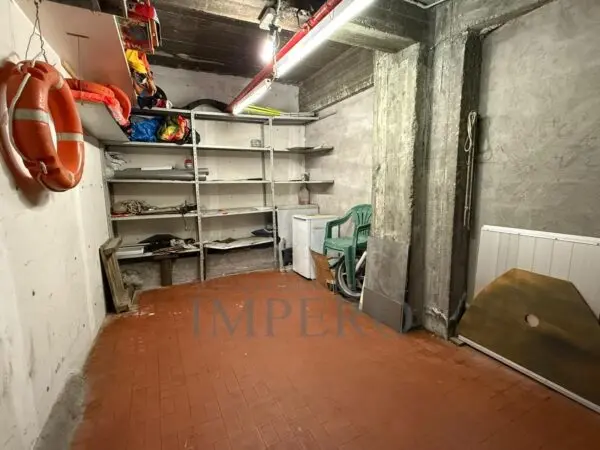 Garage via Passeggiata Trento E Trieste 1, Ventimiglia