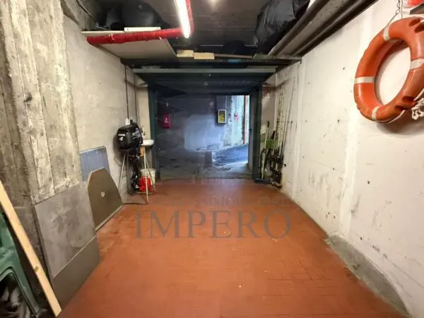 Garage via Passeggiata Trento E Trieste 1, Ventimiglia