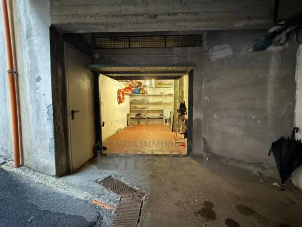 Garage via Passeggiata Trento E Trieste 1, Ventimiglia