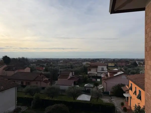Quadrilocale via Dogana 147, Luni