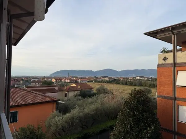 Quadrilocale via Dogana 147, Luni