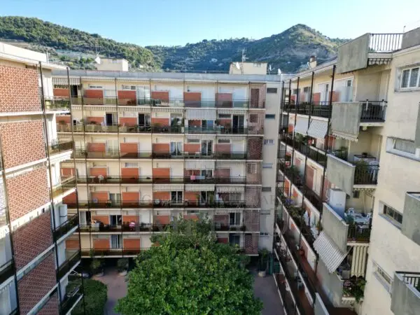 Trilocale 9, Ventimiglia